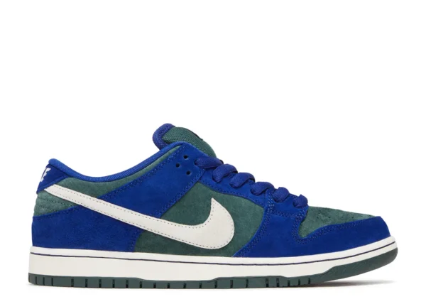 Nike SB Dunk Low Deep Royal Blue – HF3704-400