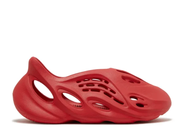 adidas Yeezy Foam RNNR Vermillion – GW3355